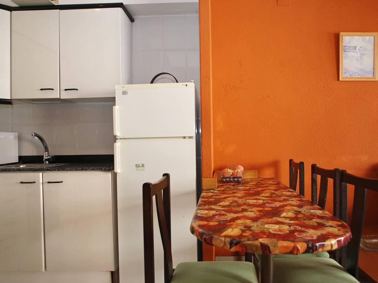 Foto 10 von 22: Wohnung mit 2 Pools und Gemeinschaftsgarten