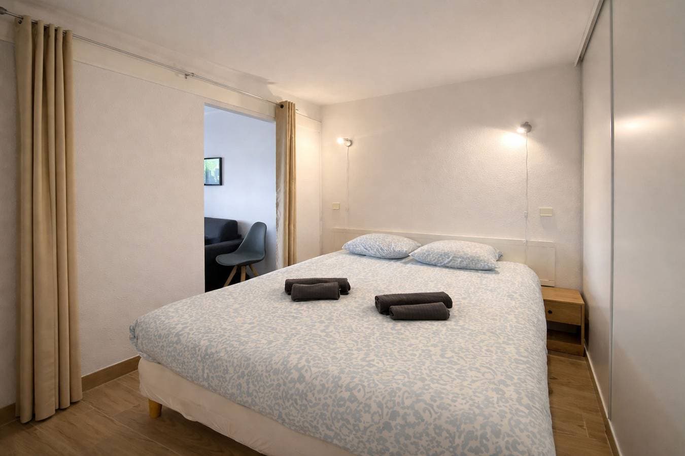 Foto 11 von 14: T2, swimming pool, Tennis Mc