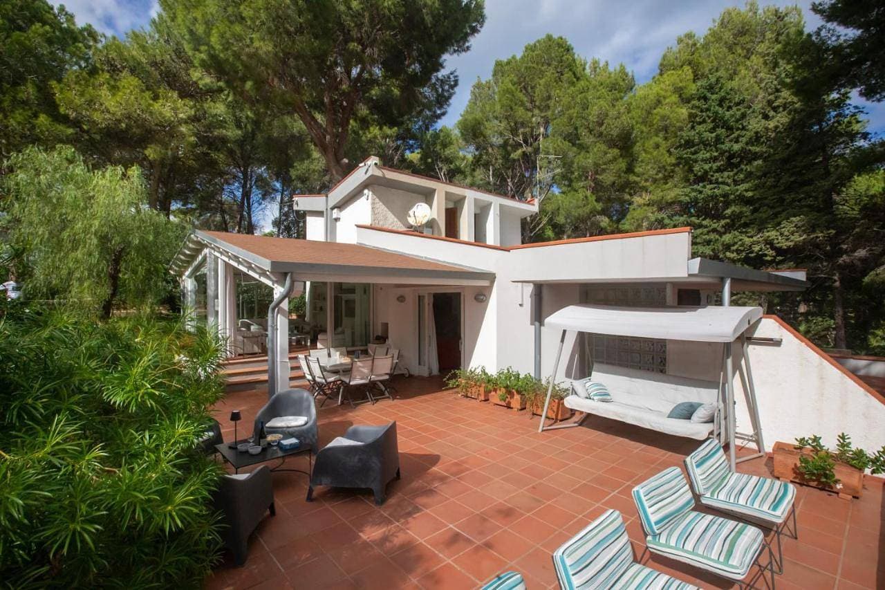 Foto 2 von 67: Villa with Sea View