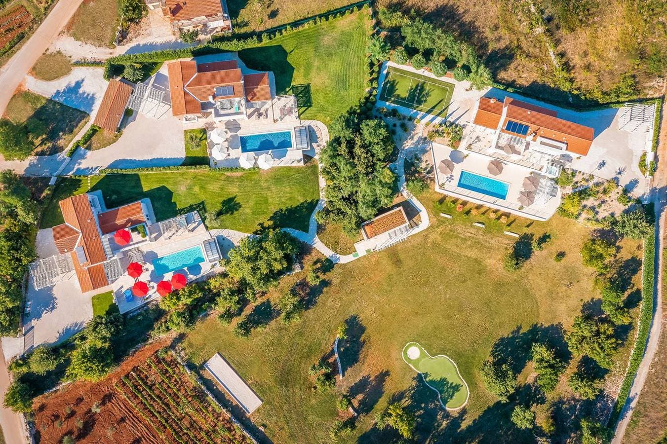 Villa 1