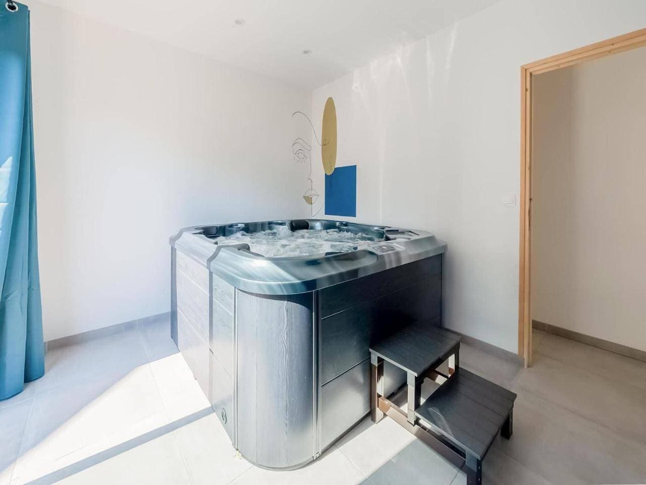 Foto 7 von 27: Two-Bedroom Holiday Home