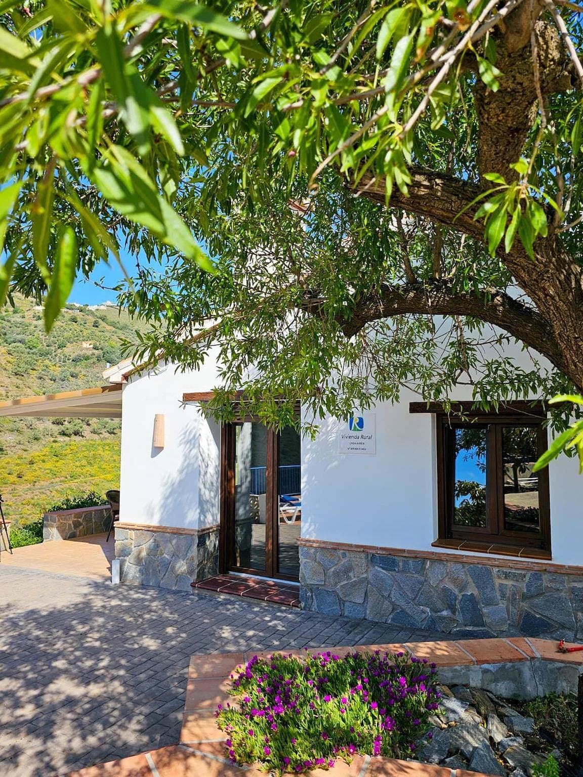 Foto 2 von 28: Ferienhaus "Cortijo Airen" mit Pool, Bergblick und WLAN