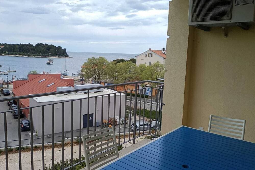 Apartment 100 meters from the sea, Residence Federica 1