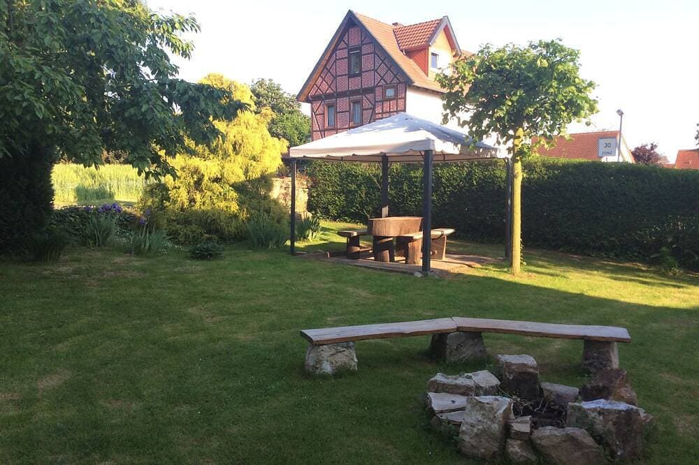 FeWo am Reinhardswald \"Eichenlaub\" Nordhessen mit Familie und Hund erleben Sauna 1