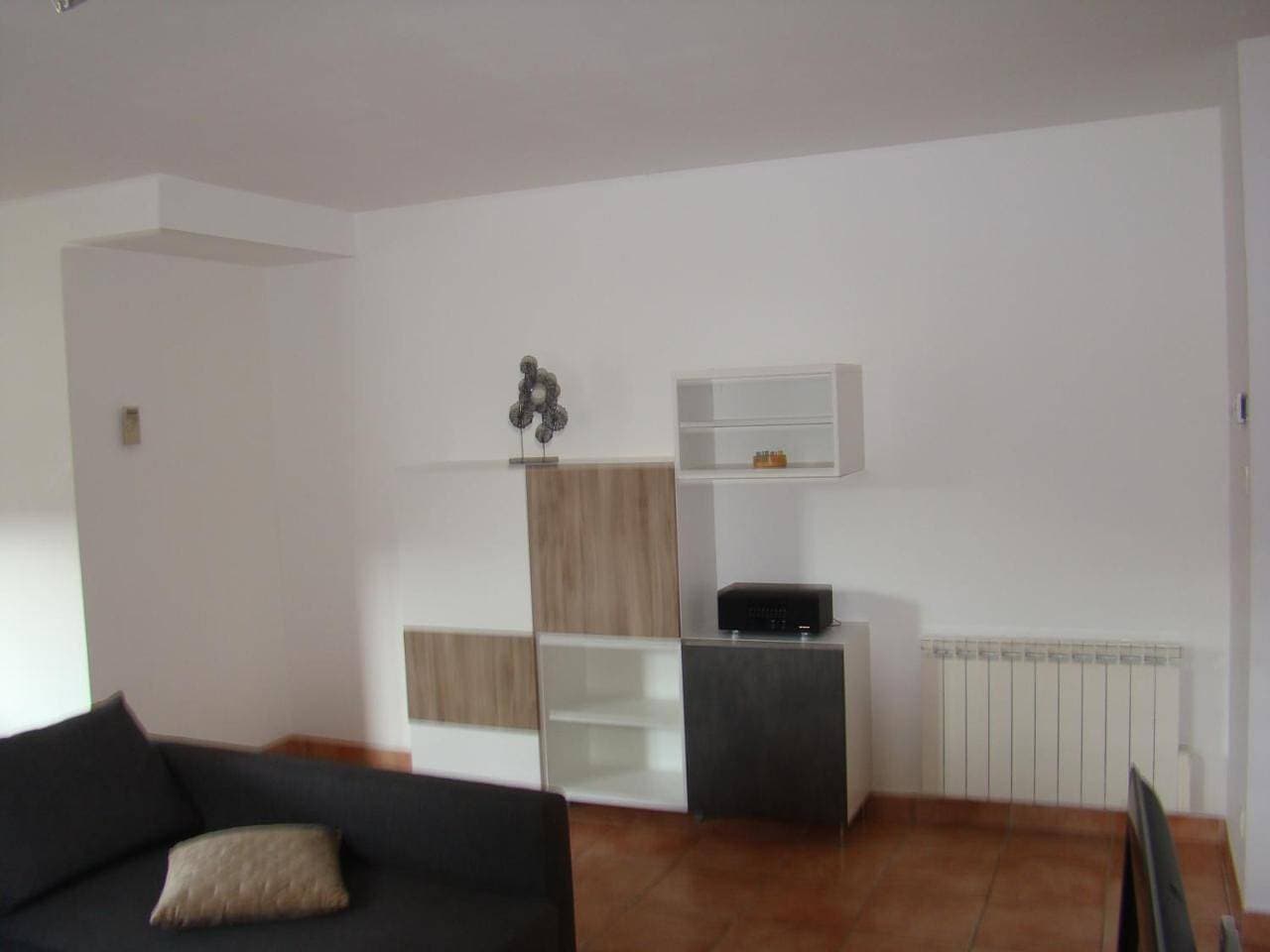 Foto 10 von 17: Two-Bedroom Apartment