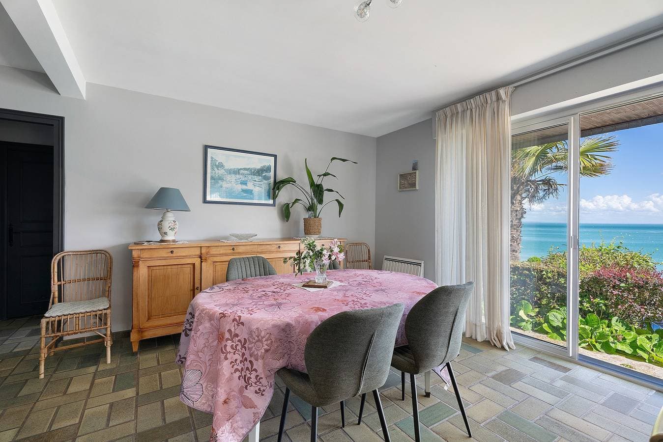 Foto 3 von 25: Außergewöhnliches Ferienhaus mit Meerblick und direktem Zugang zum Strand in Cancale