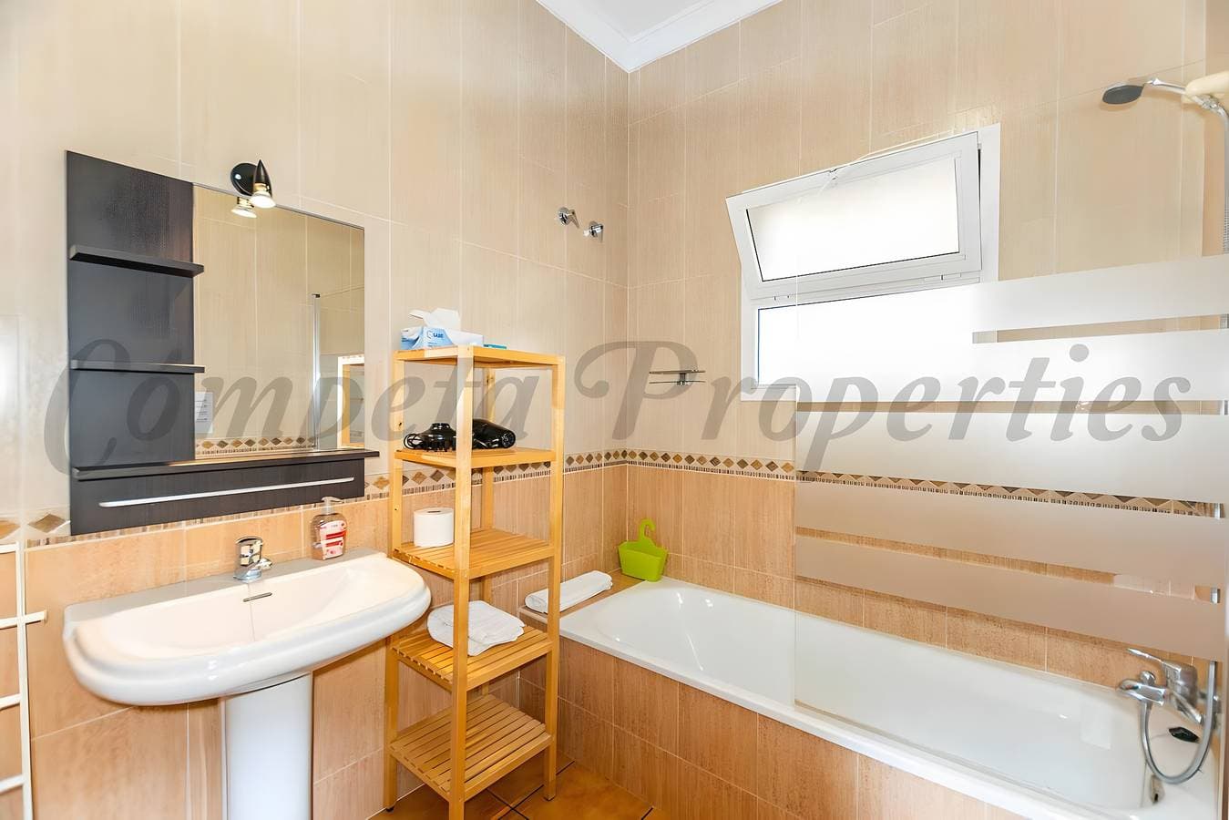 Foto 10 von 14: Ferienhaus „Verdejo“ mit Bergblick, Pool und WLAN