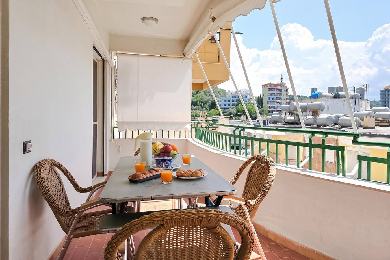 Foto 10 von 28: Ferienwohnung für 6 Personen mit Balkon