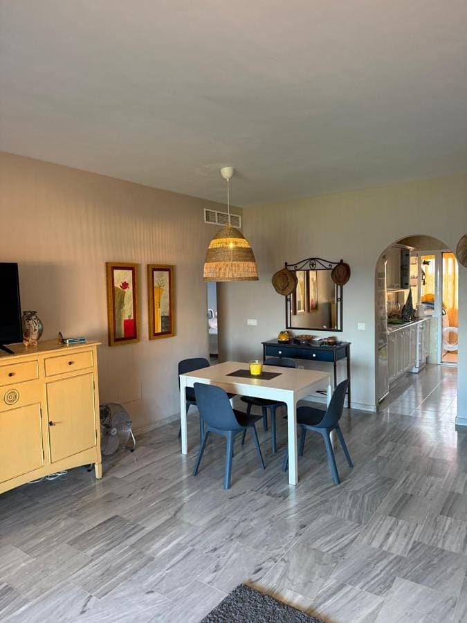 Foto 4 von 31: Two-Bedroom House