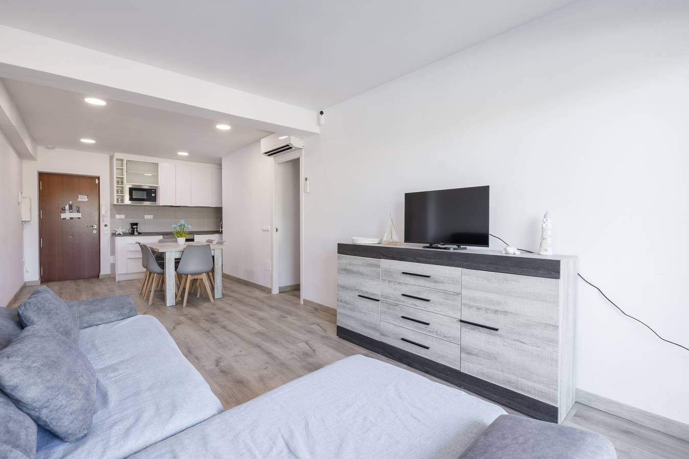 Foto 5 von 26: Ferienwohnung 'La Pineda' mit Meerblick, Wi-Fi und Klimaanlage