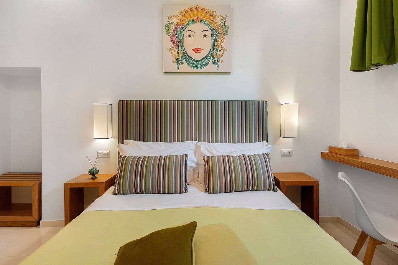 Foto 11 von 23: Sorrento Stylish – Standard Doppelzimmer im Herzen von Sorrent