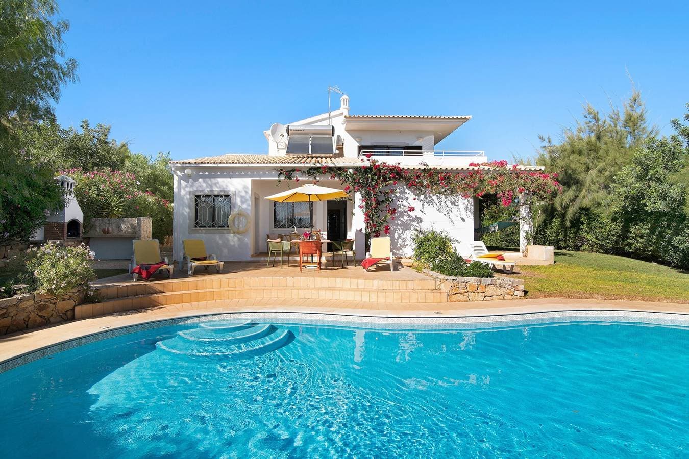 Casa da Alfarrobeira 1