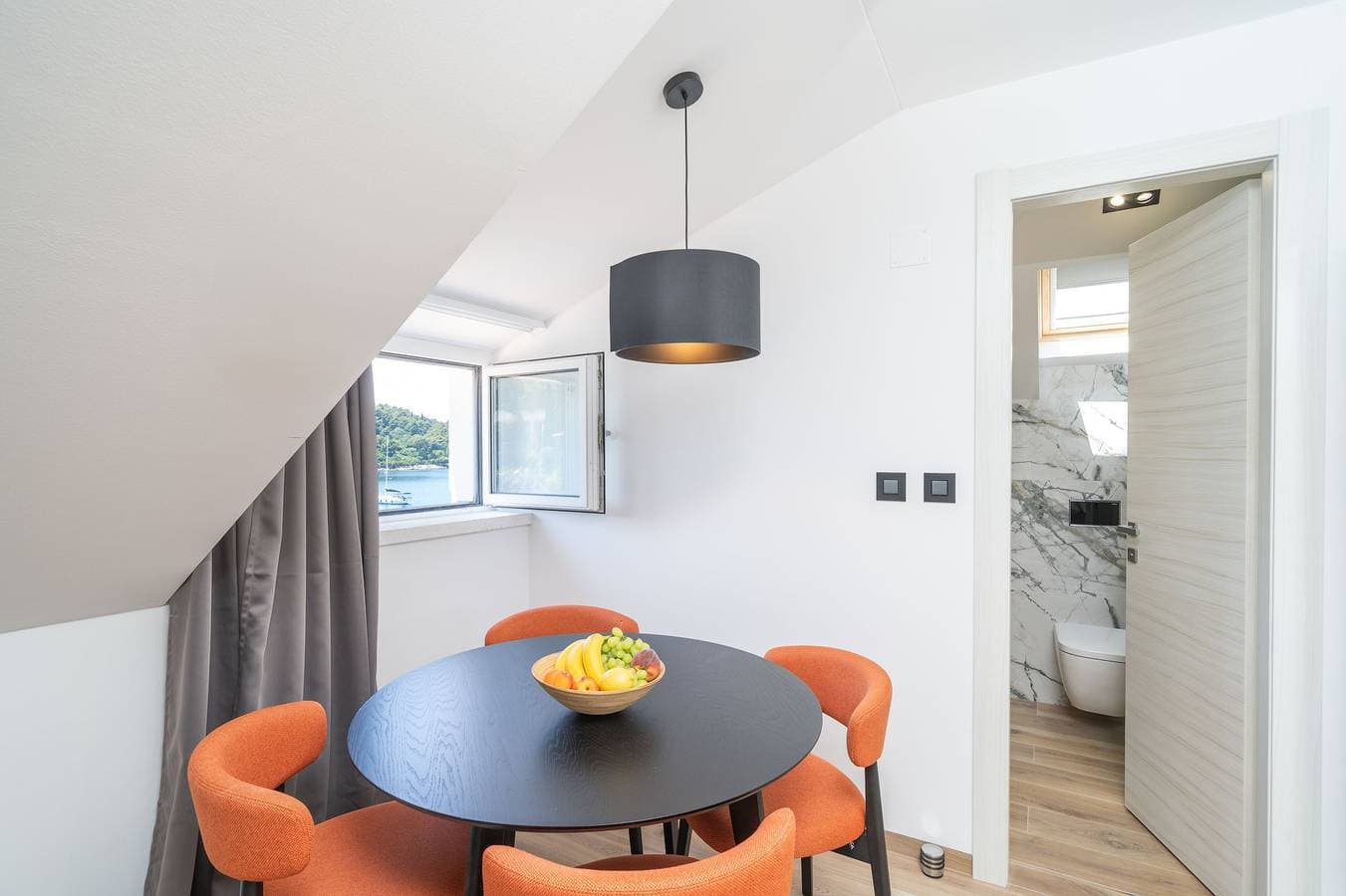 Foto 6 von 26: Ferienwohnung für 4 Personen mit Meerblick