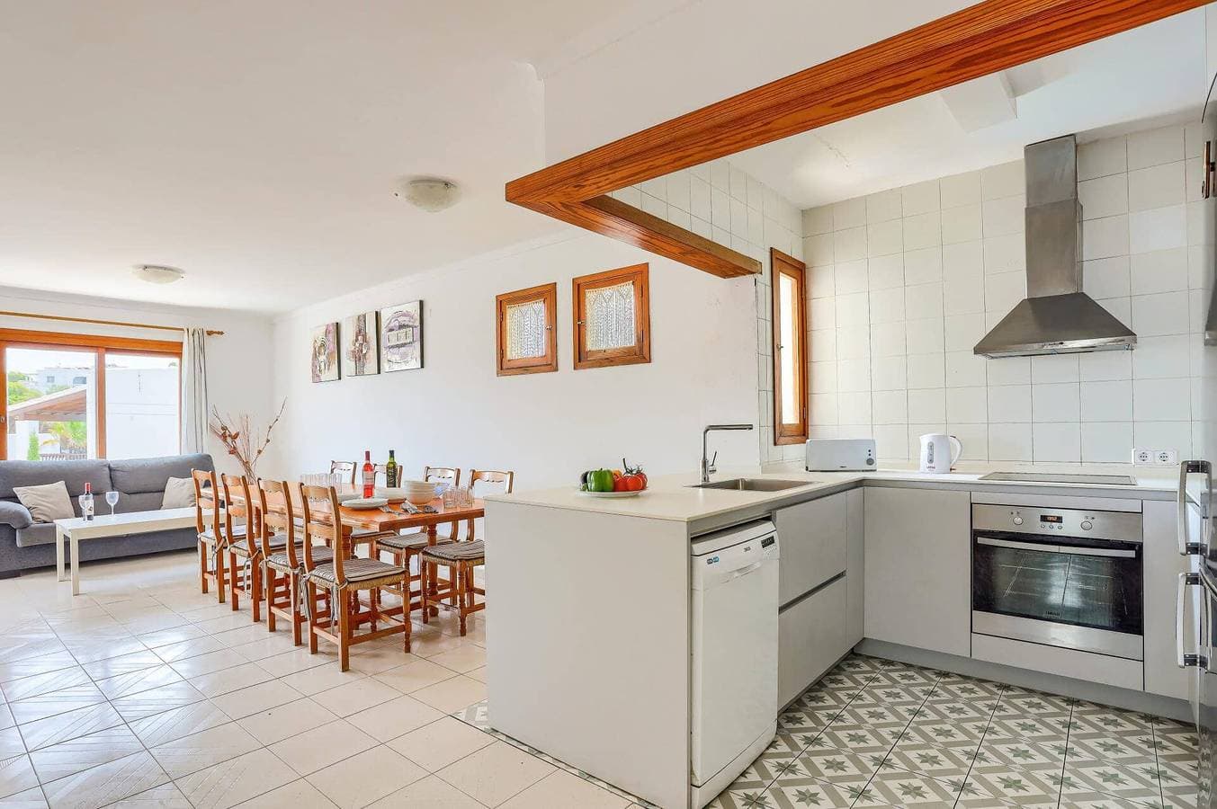 Foto 8 von 35: Villa für 10 Personen mit Garten