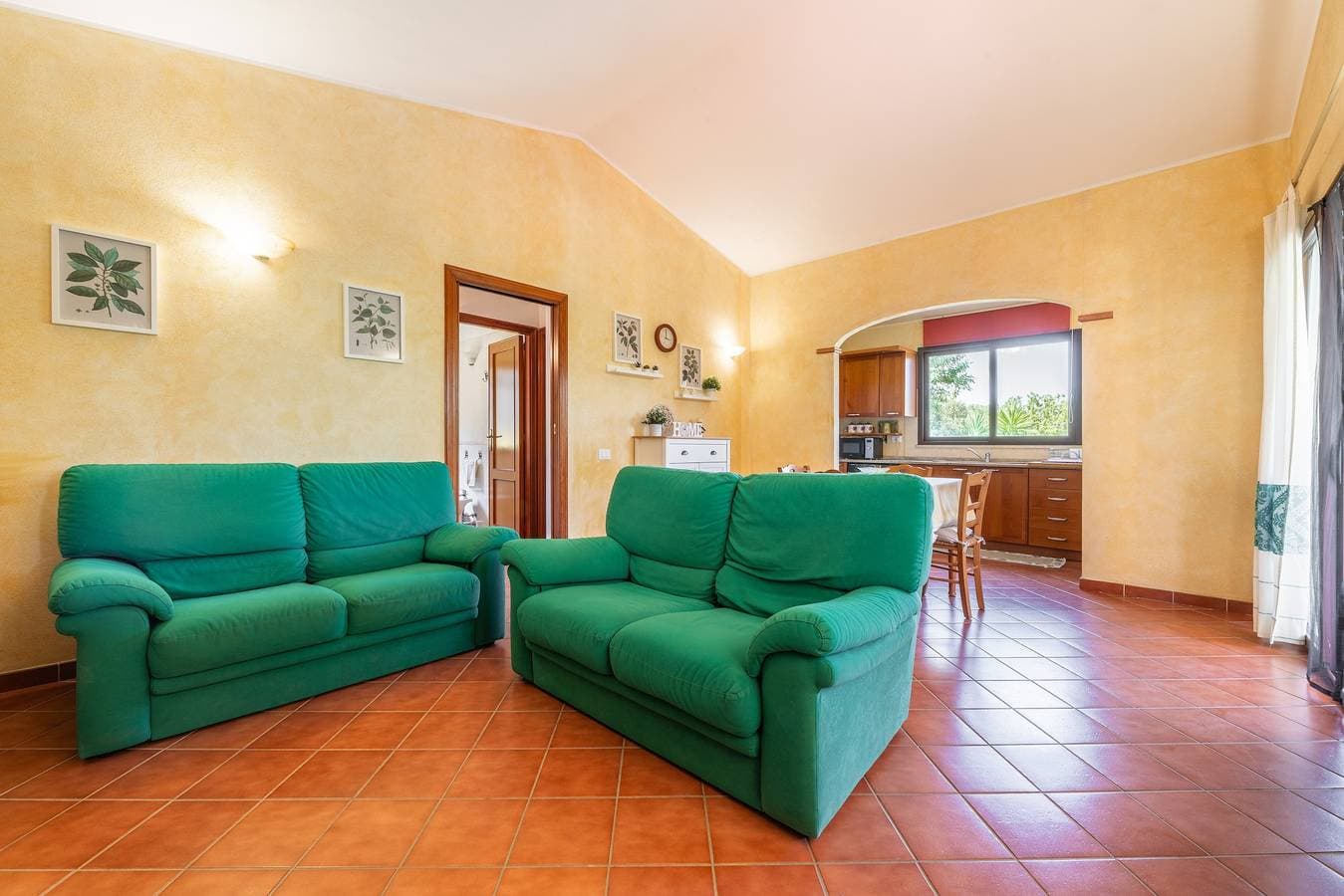 Foto 3 von 27: Villa 'Mameli' mit Bergblick, Wi-Fi und Klimaanlage