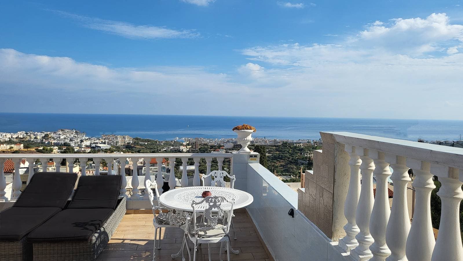 Foto 2 von 11: Treten Sie ein in eine Welt der Natur One Room Private Suite Gemeinschaftspool