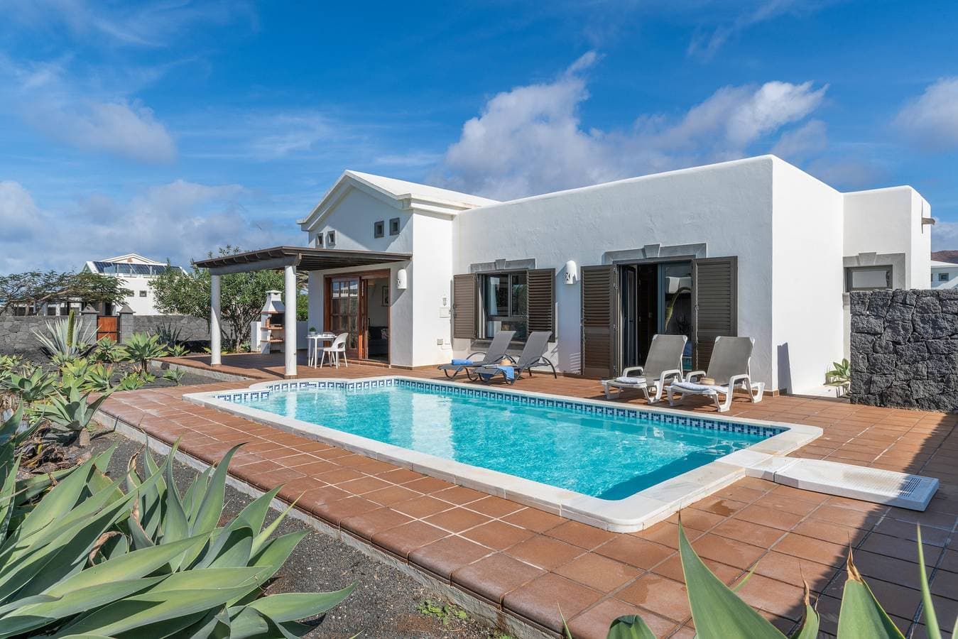 Foto 3 von 37: Ferienhaus 'Alessia, Playa Blanca' mit Meerblick, privatem Pool und WLAN