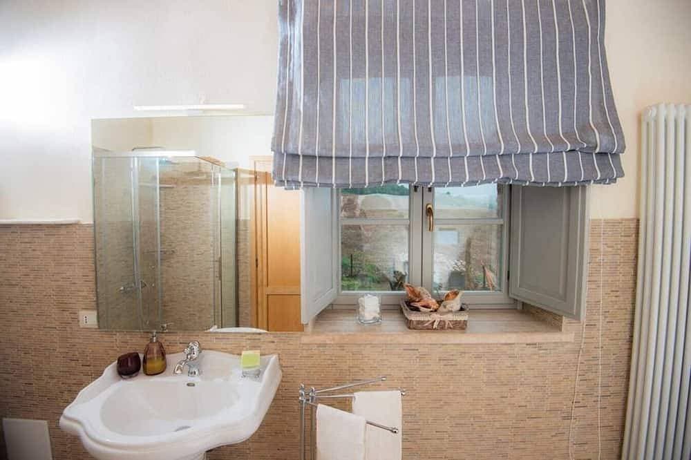 Foto 11 von 30: Villa Trevinano - Private villa with pool in Lazio