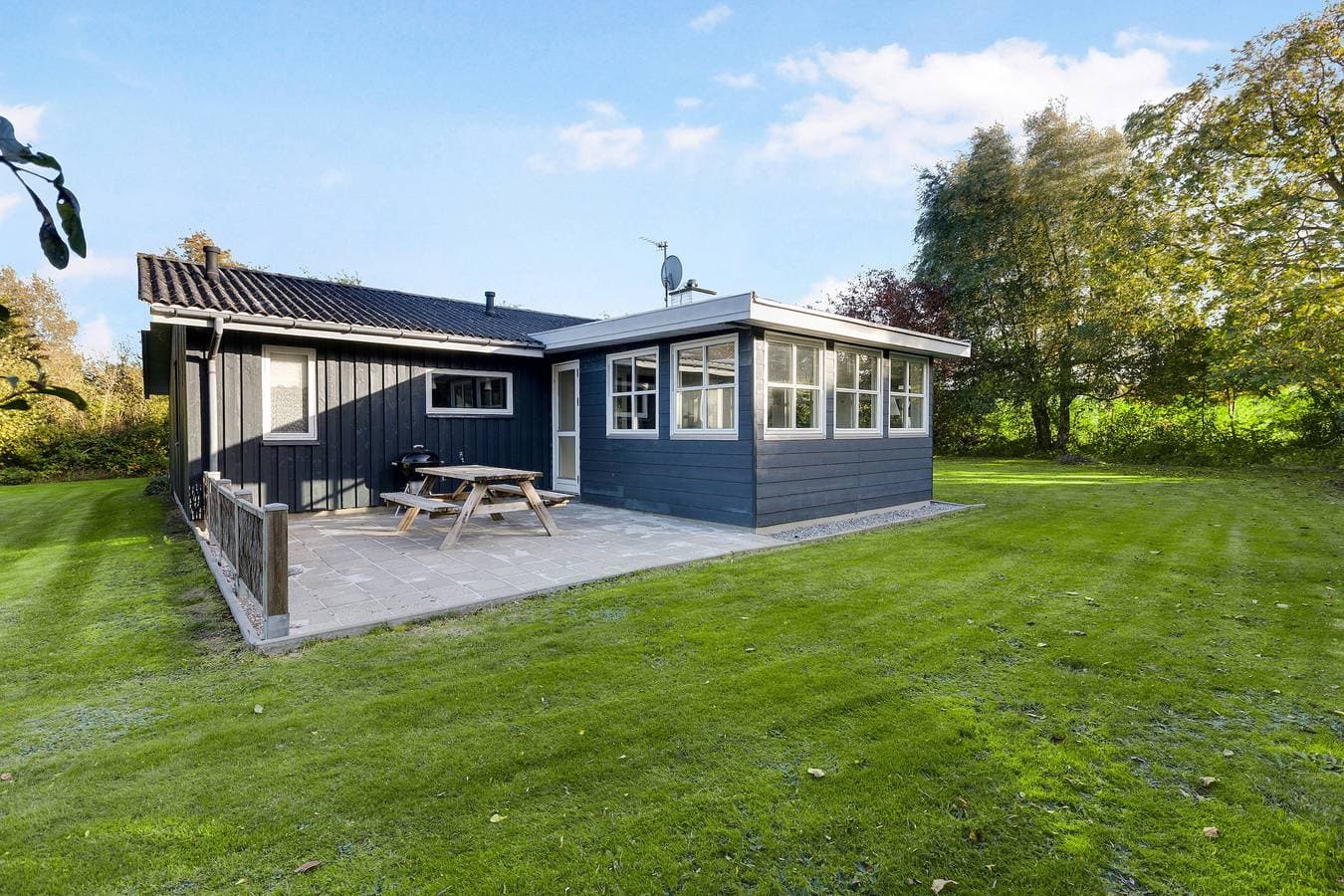 Foto 3 von 35: Idyllisches Ferienhaus auf Langeland,  Meer 300 m