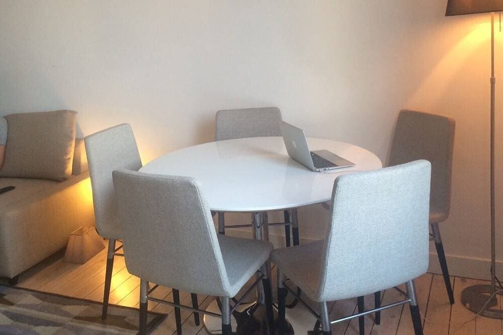 Foto 7 von 13: Charmante Zwei-Zimmer-Wohnung, 50 m vom Meer entfernt