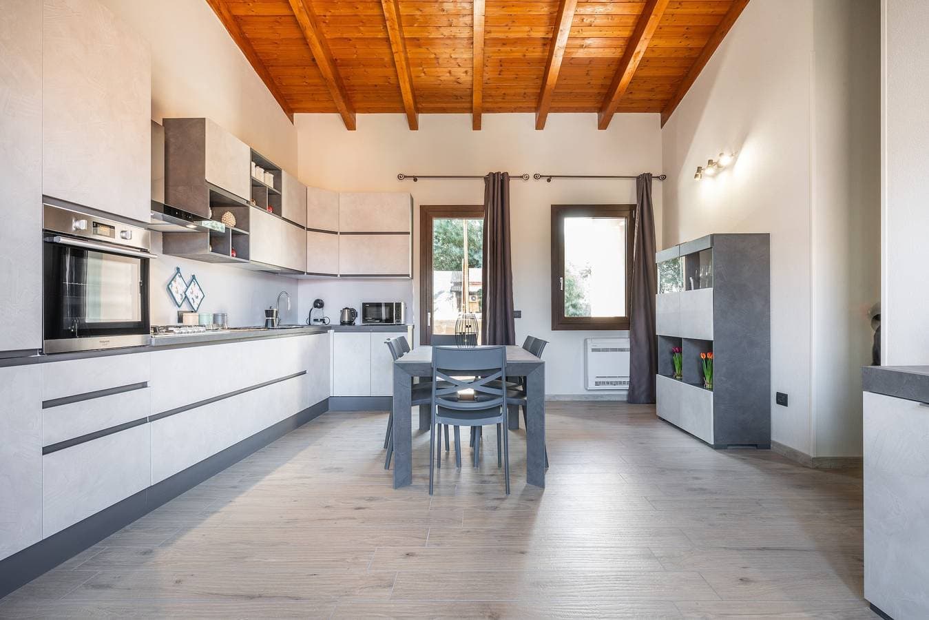 Foto 5 von 34: Ferienwohnung 'Matilde' mit Bergblick, Wi-Fi und Klimaanlage