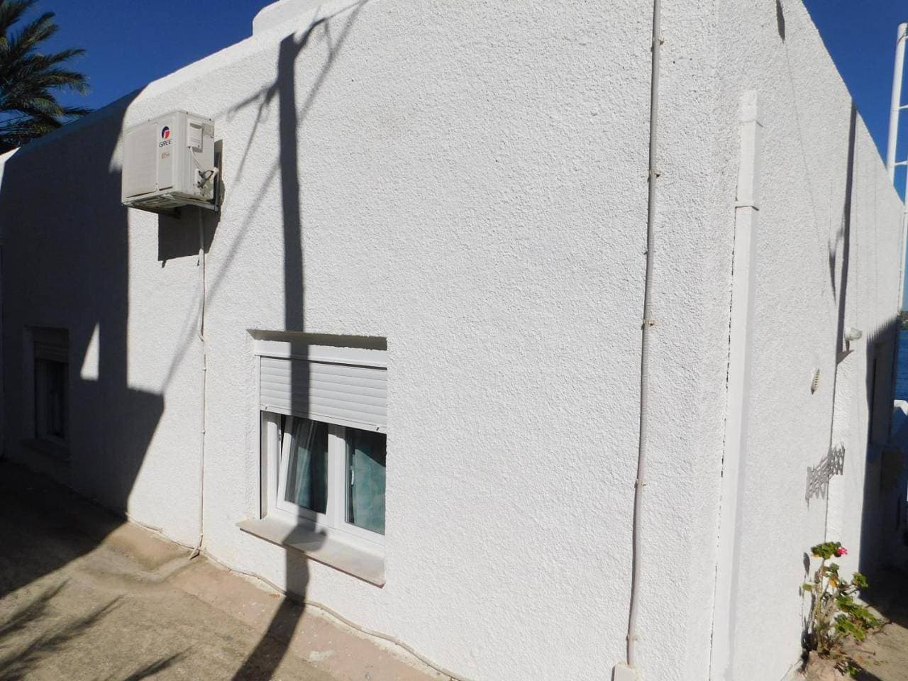 Foto 8 von 10: Small Twin Room - No Balcony - Street View