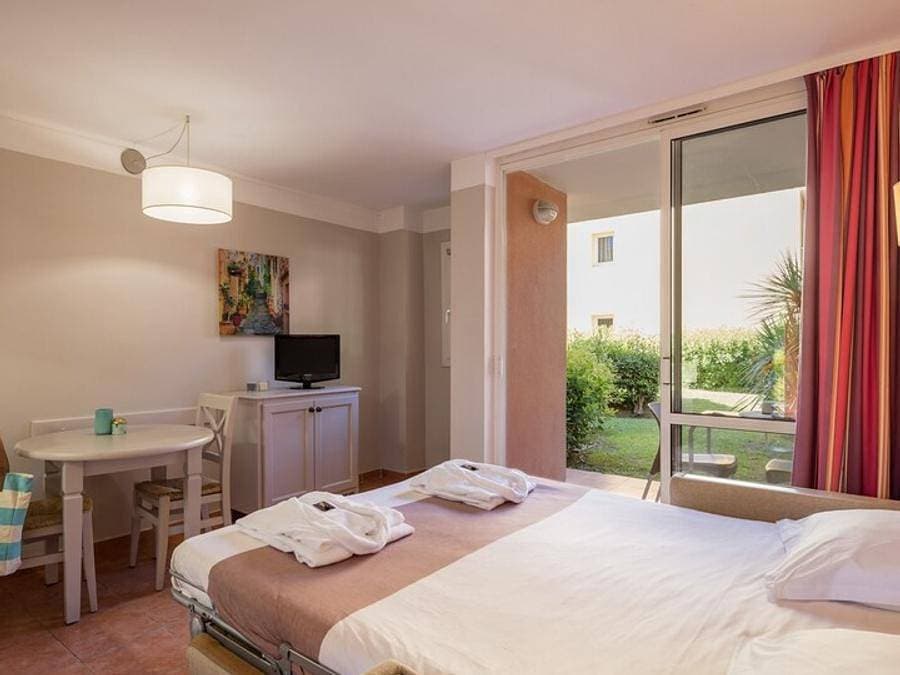 Foto 7 von 26: Pierre & Vacances Résidence Les Rives de Cannes - Mandelieu - Studio 2 personen - Studio-Terrasse