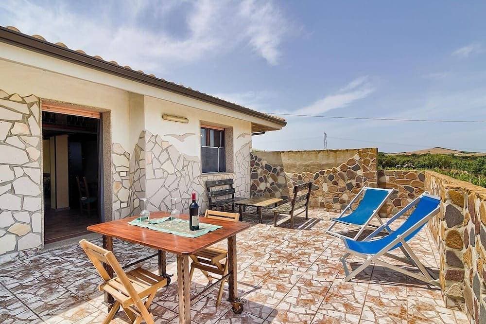 Urlaubsfeeling pur in schoener  Umgebung Ferienwohnung auf Olivenhain mit WLAN! 1