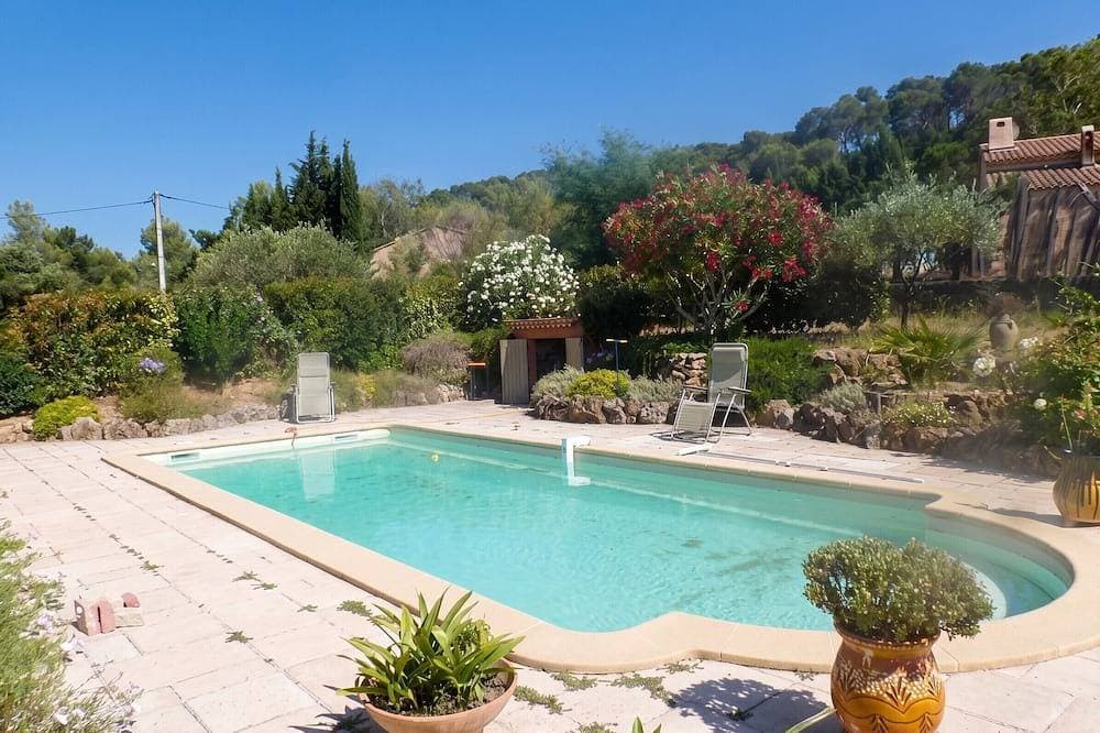 Homerez - Studio in Pierrefeu-du-Var 1