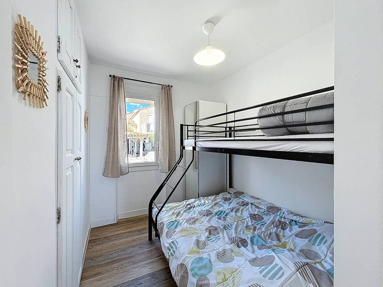 Foto 7 von 12: Meerblick-Apartment mit Klimaanlage