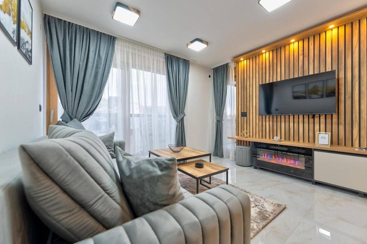 Foto 3 von 10: Premium Two-Bedroom Apartment with Balcony, Terrace and Free Spa Access