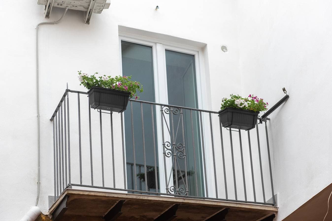 Foto 6 von 26: Zimmer 'Donna Letizia – Doppelzimmer' mit Balkon, WLAN und Klimaanlage
