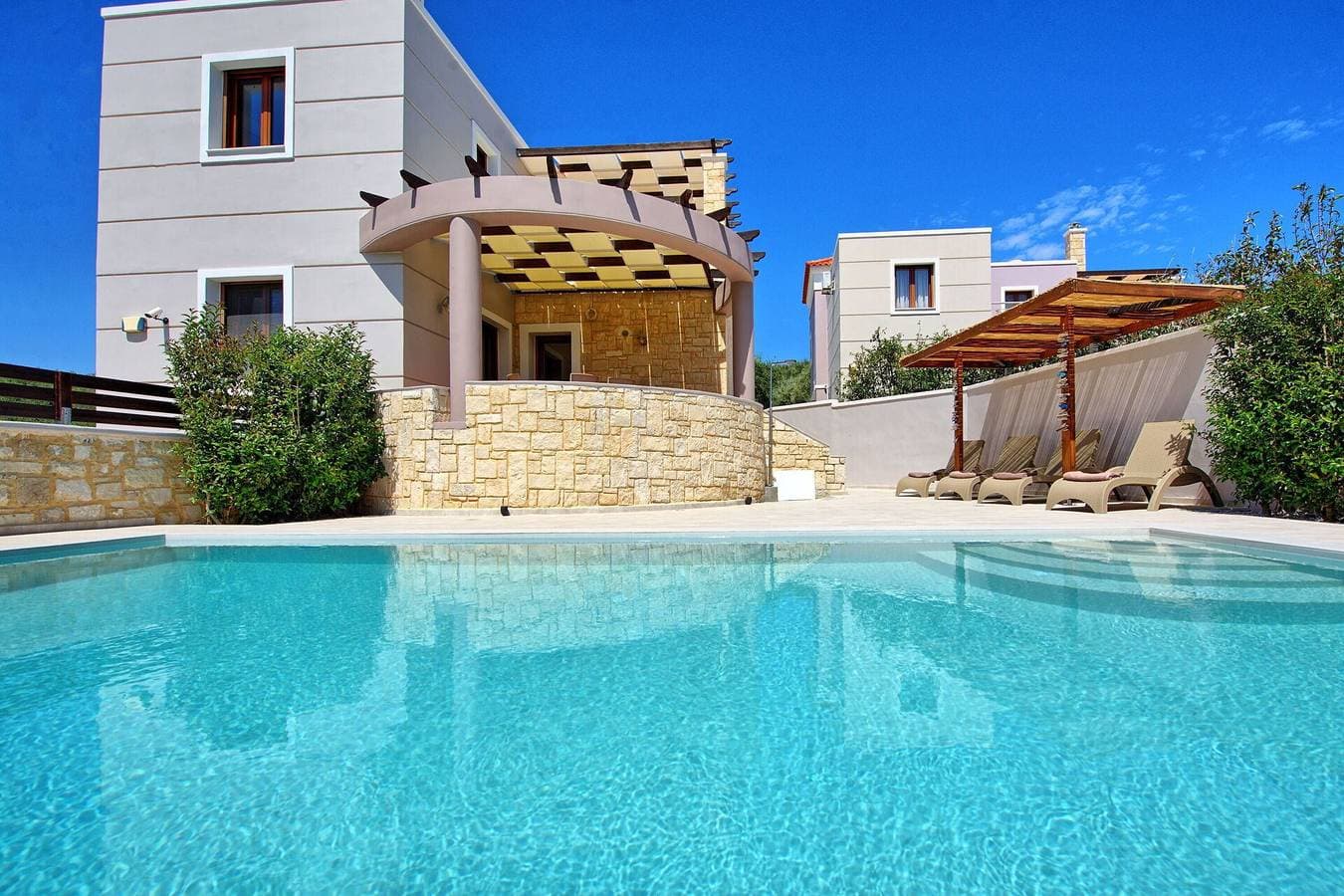 Foto 8 von 32: Villa für 4 Personen mit Terrasse