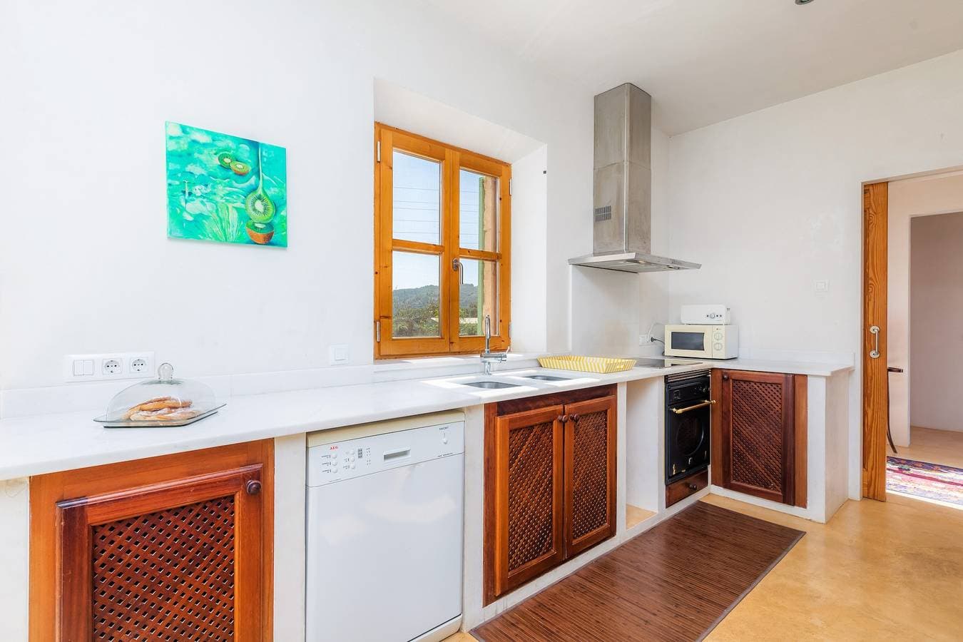 Foto 11 von 27: Ferienhaus Son Frare mit Bergblick, WLAN, Garten, Pool, Balkon und Terrassen; Parkplätze vorhanden