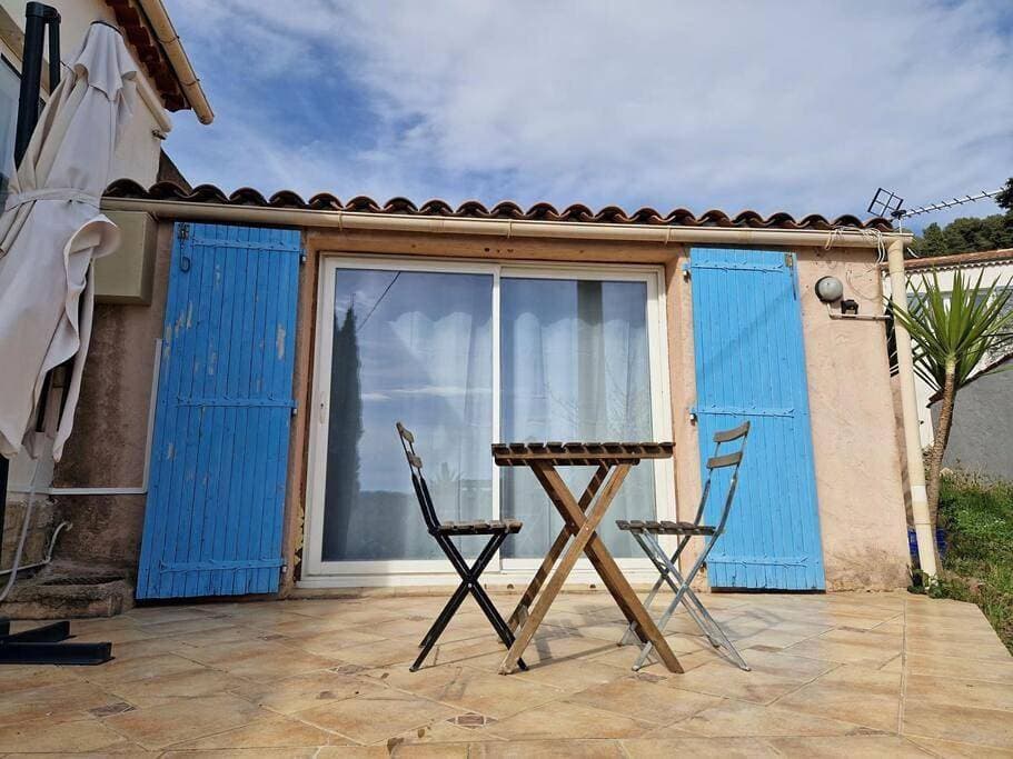 Appartement 2 pièces rénove avec accès piscine 1