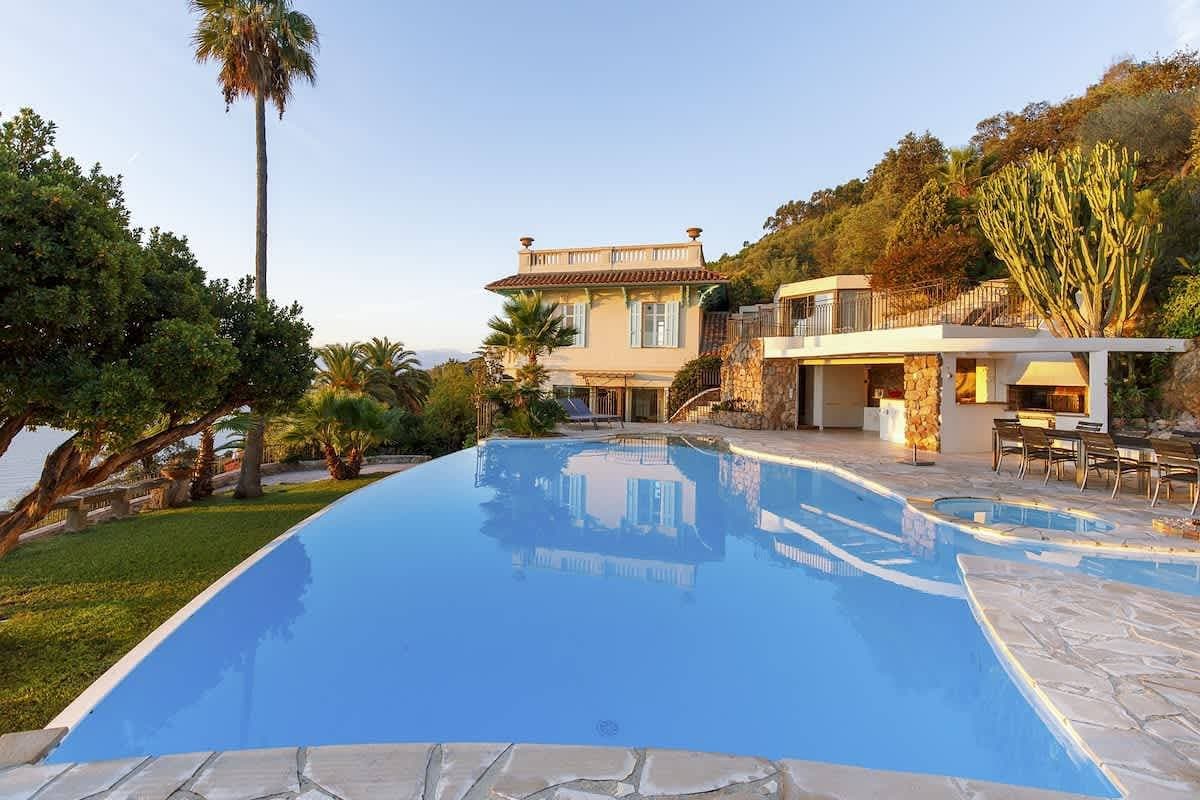 Foto 12 von 77: Villa für 10 Personen mit Garten