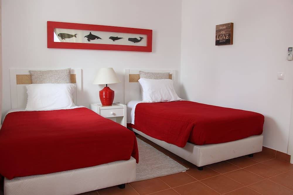 Foto 5 von 30: L & A Villa- mit privatem Pool-3 Schlafzimmer mit AC