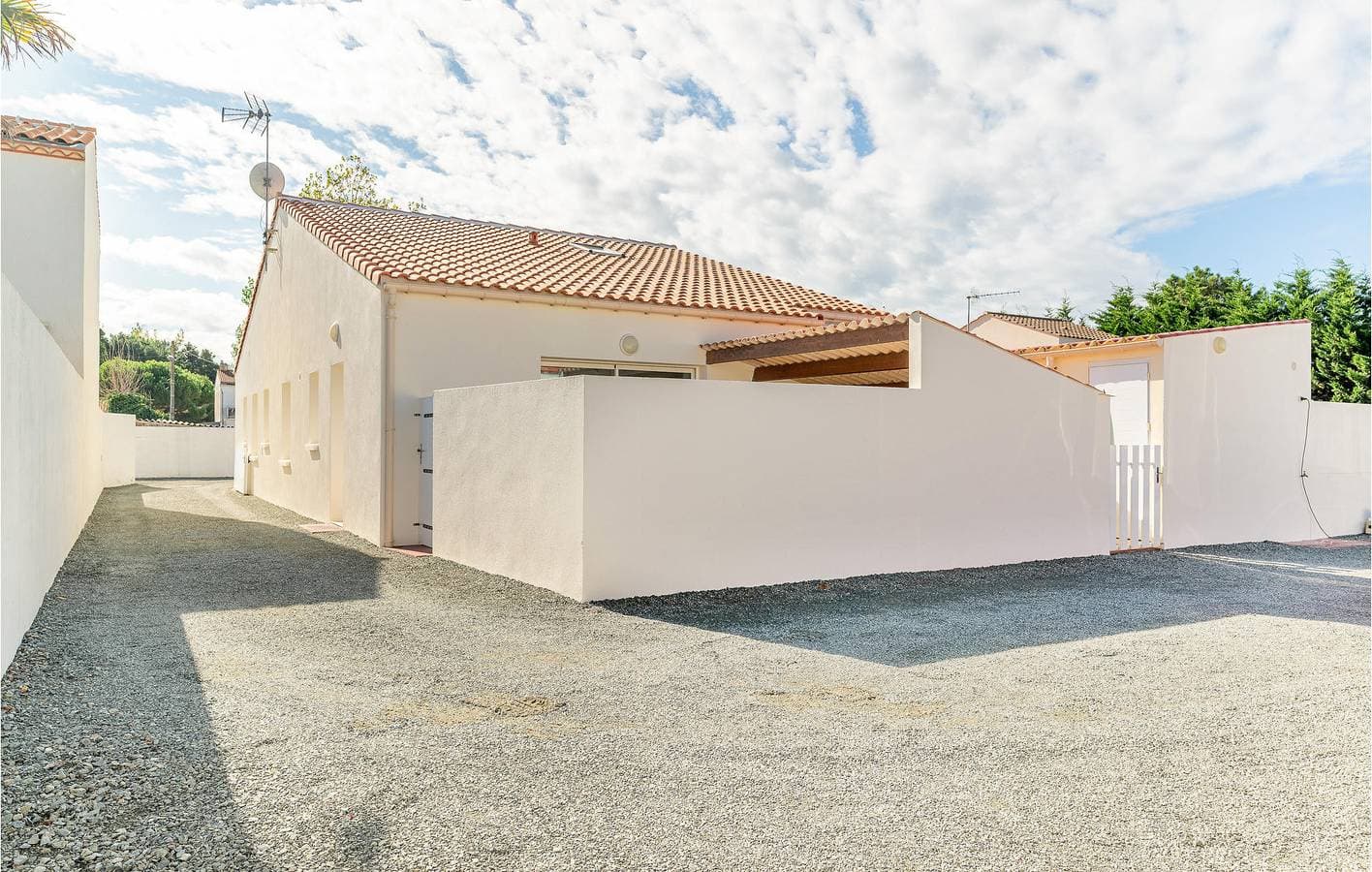 Appartement am Strand mit WiFi, TV und Parkplatz 1