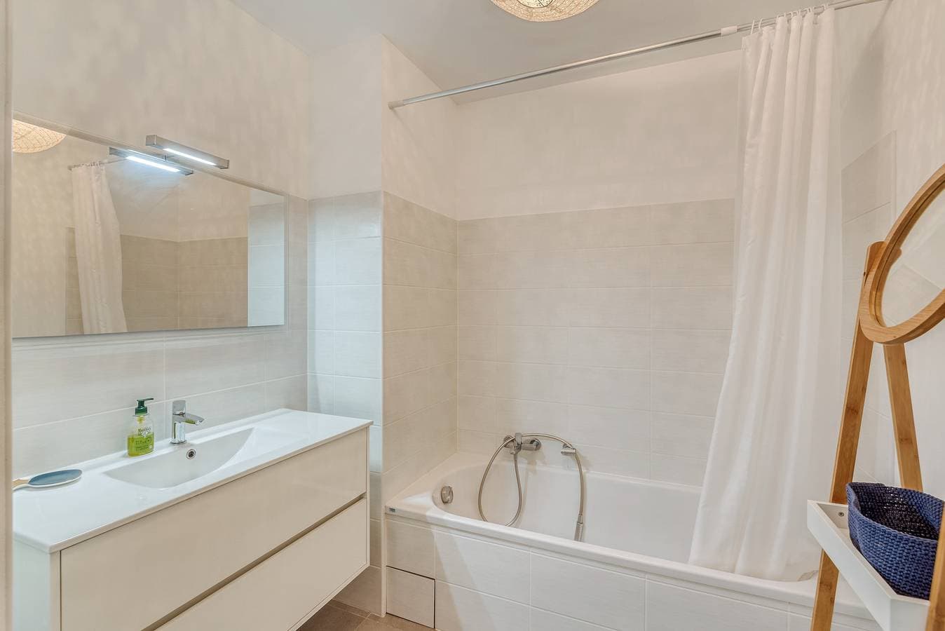 Foto 7 von 14: Ferienwohnung für 4 Personen mit Terrasse
