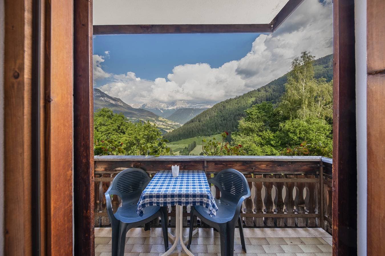 Foto 4 von 25: Ferienwohnung "Grödnerhof - Peter" Bergblick, WLAN, Terrasse & Balkon