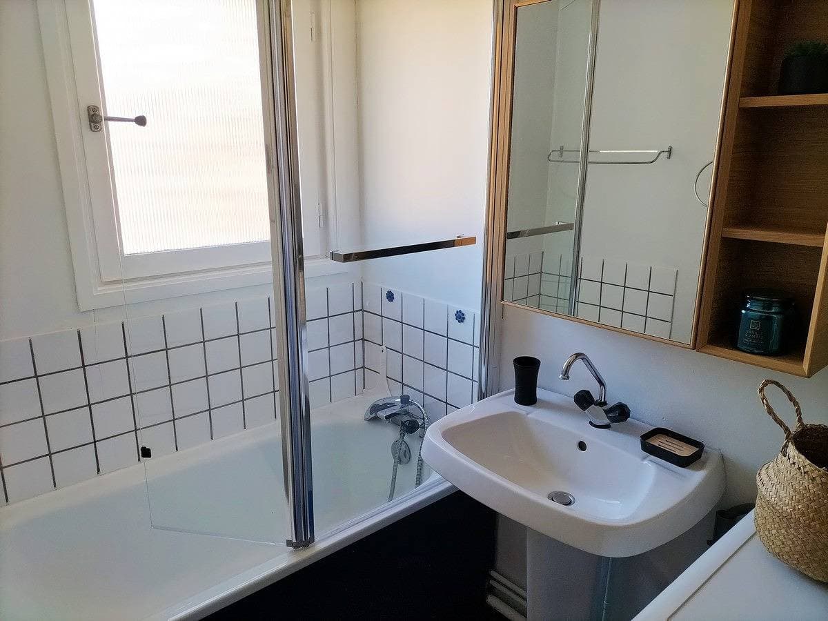 Foto 13 von 16: Superb Meerblick - Urlaub für 5 Personen in Arzon