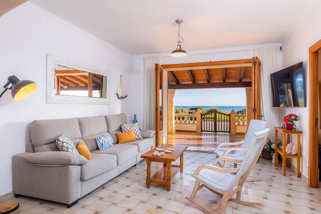 Foto 3 von 28: Ferienhaus 'Cas Vell Marí' mit Meerblick, Grill, Terrasse und WLAN