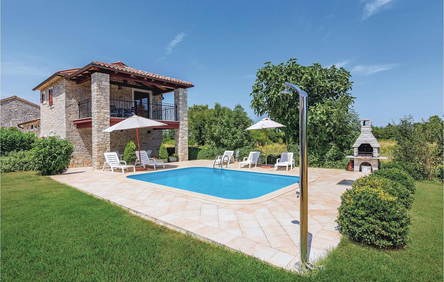 Reizende 2-Zimmer-Wohnung mit Pool und Terrasse in Butkovići – in der Nähe des Stadtzentrums 1