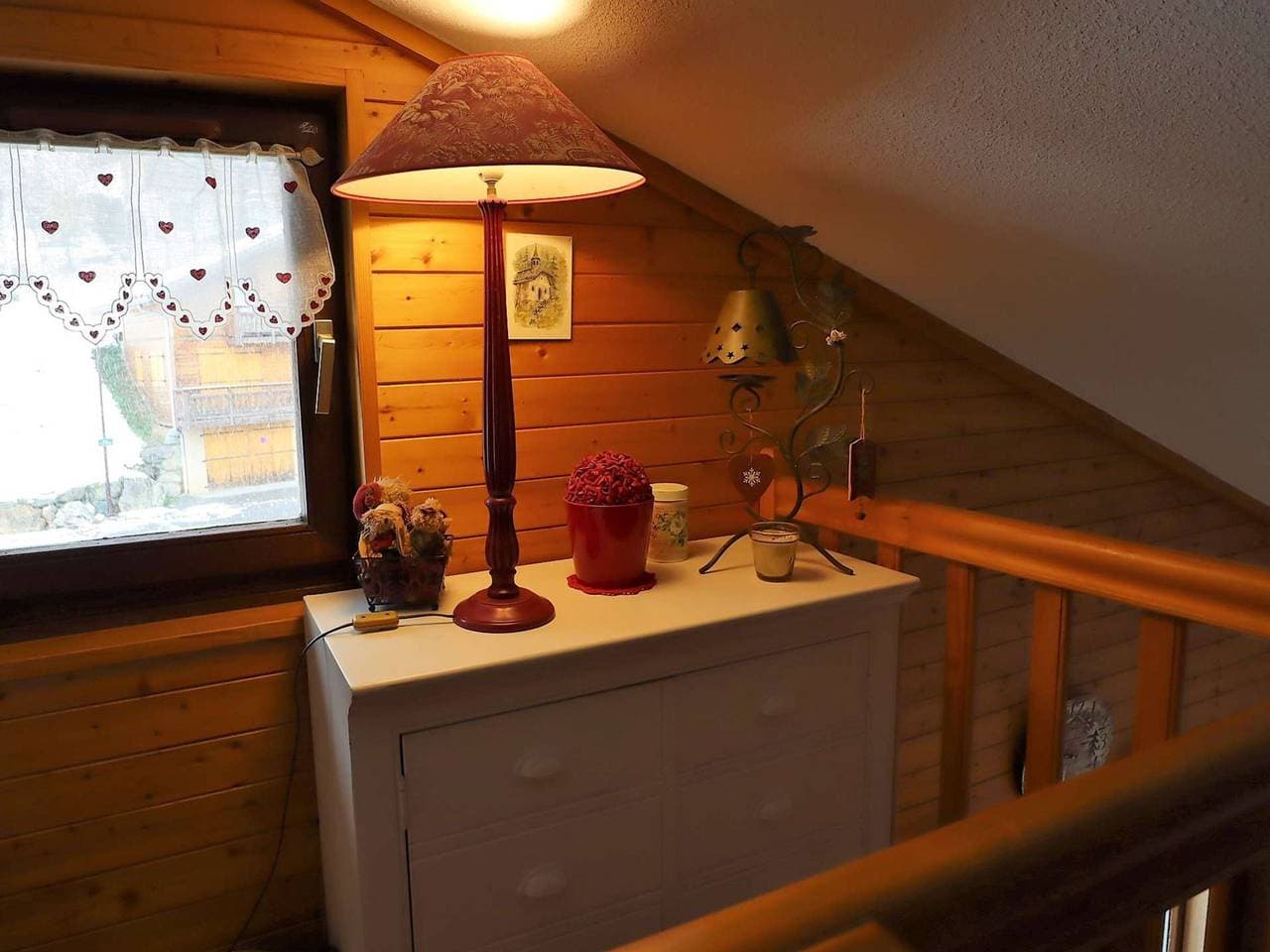 Foto 6 von 16: Gemütliches und sonniges 27m² Studio mit Mezzanin, voll ausgestattet für 2/3 Personen, nahe Skigebiet