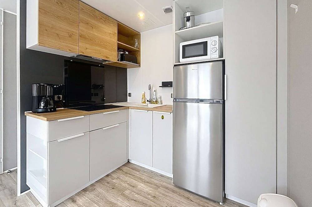 Foto 10 von 16: Mobil-Home Komfort mit Pool, 200m zum Strand, 4 Pers., 2 Sz, Terrasse