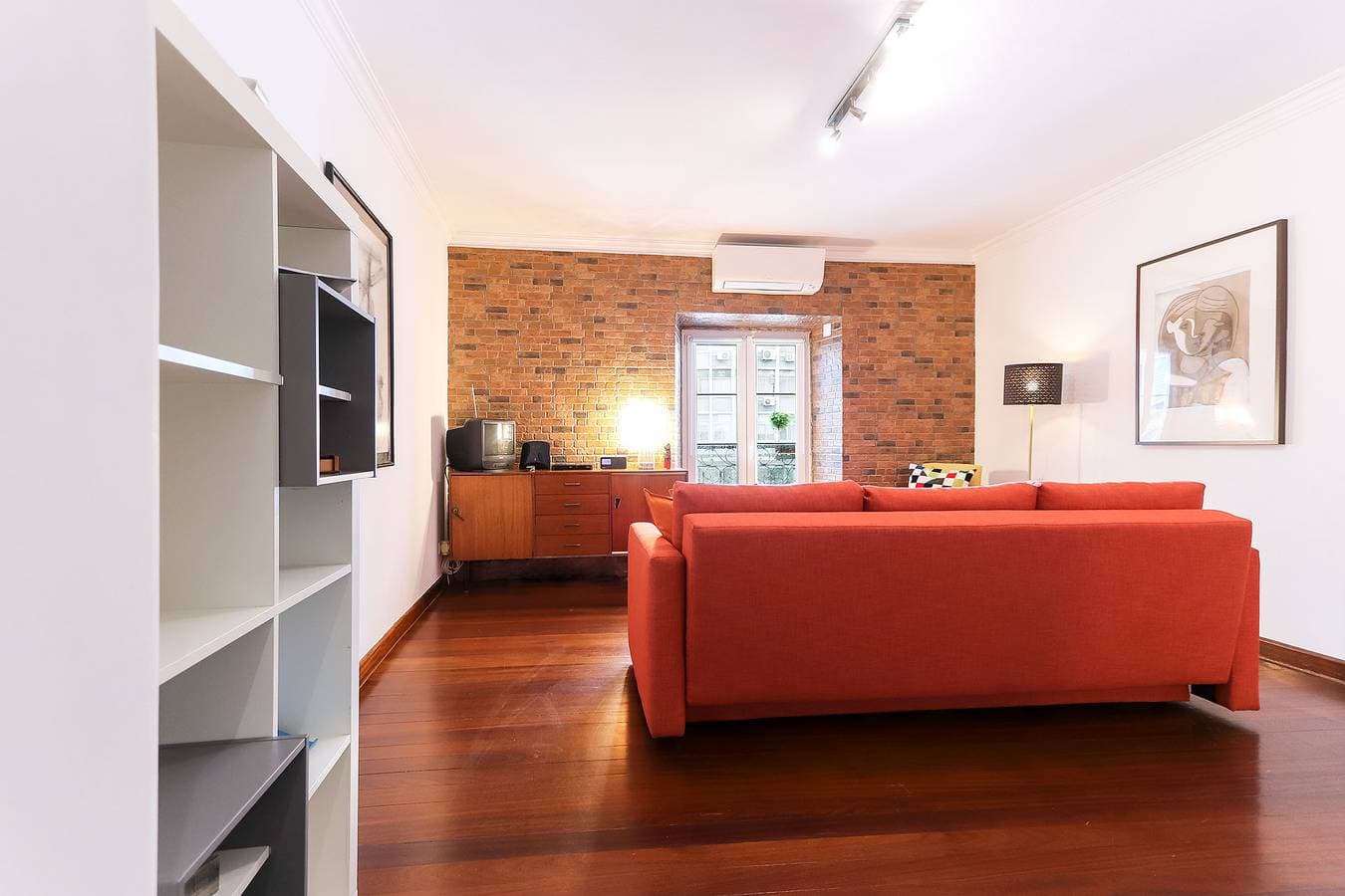Foto 4 von 31: Av. Liberdade Duplex