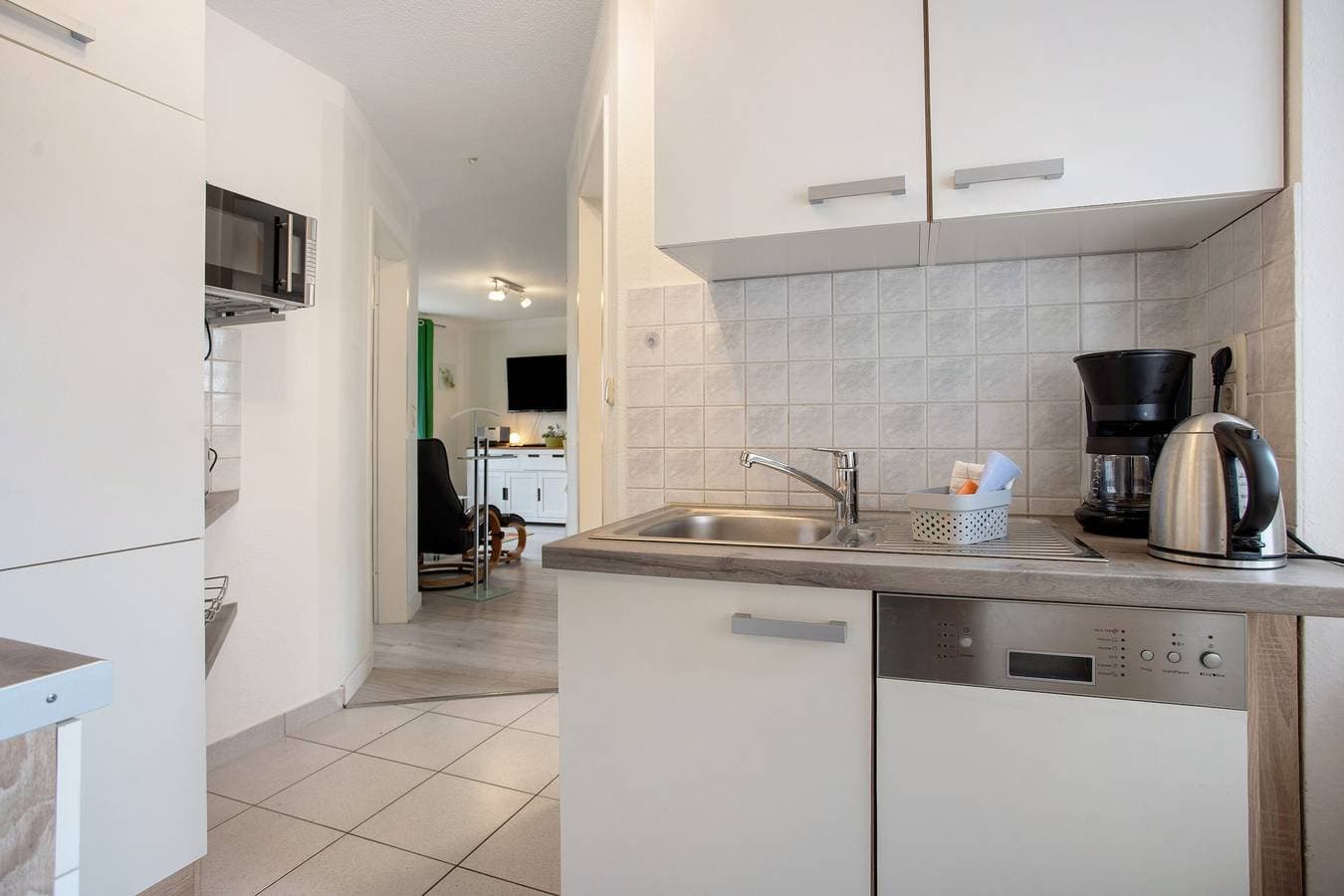 Foto 6 von 25: Ferienwohnung 'Bäckerhus - Ferienwohnung 6' mit Privatterrasse, Gemeinschaftsgarten und Wi-Fi