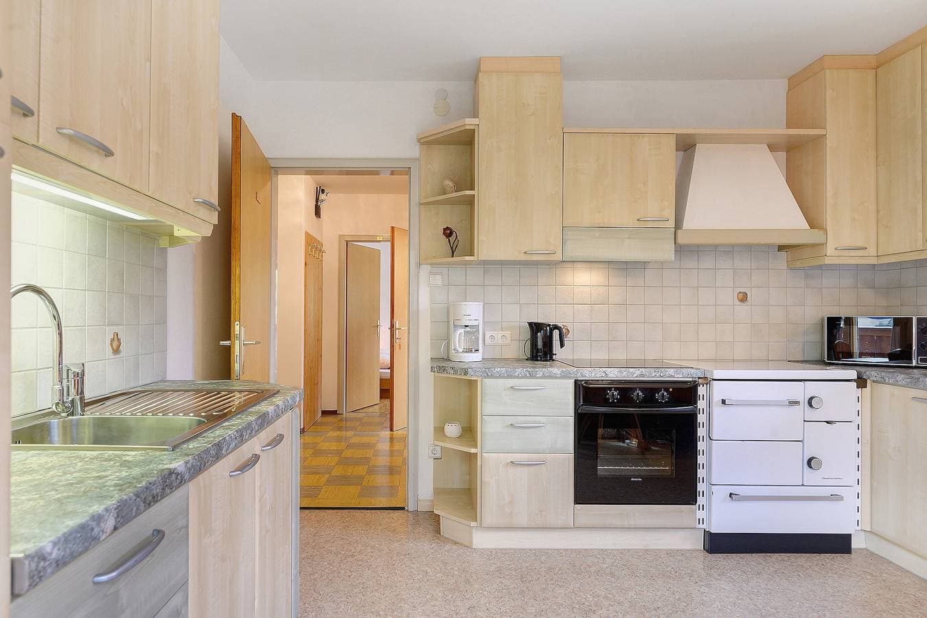 Foto 10 von 32: Apartment 'Unterzerunhof Klein' mit Bergblick, privater Terrasse und WLAN