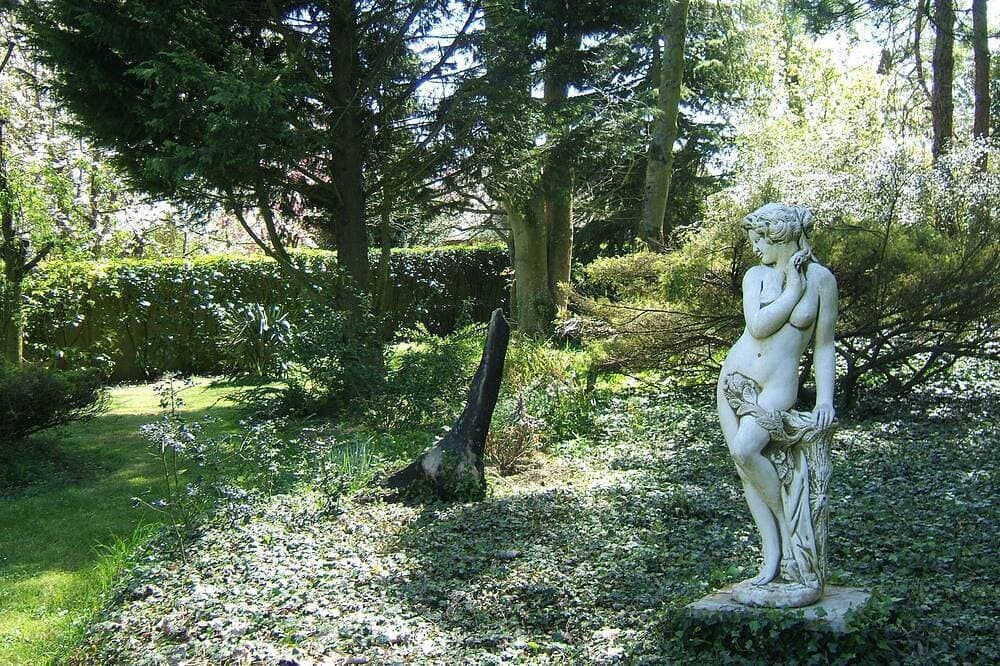 Foto 6 von 30: Herzlicher Empfang in einem wunderschönen, normannischen Garten !