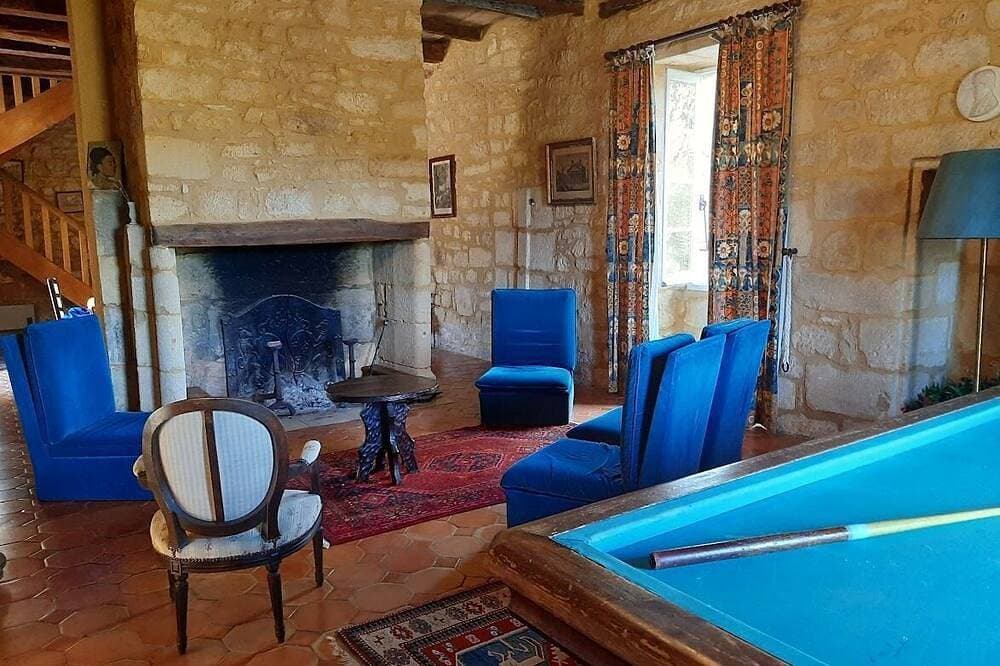 Maison de Campagne du Xvème 1